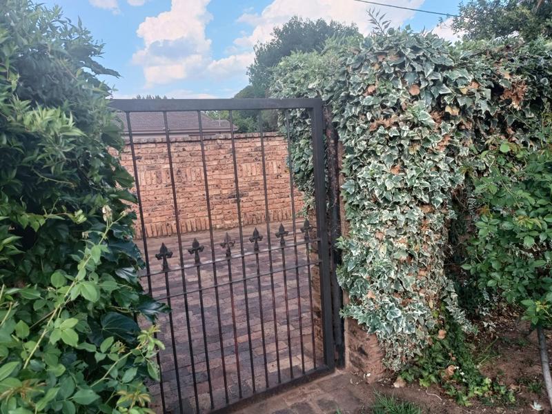 5 Bedroom Property for Sale in Parys Free State